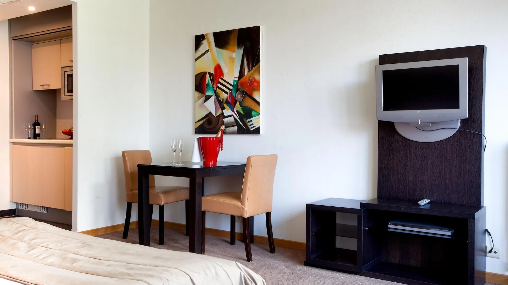 Aparthotel Diamant Suites Brussels Eu Etterbeek